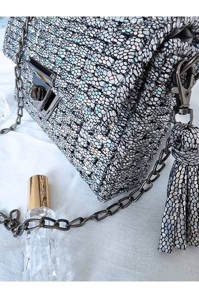 rmys Snake Skin Look Evening Bag/ Silver