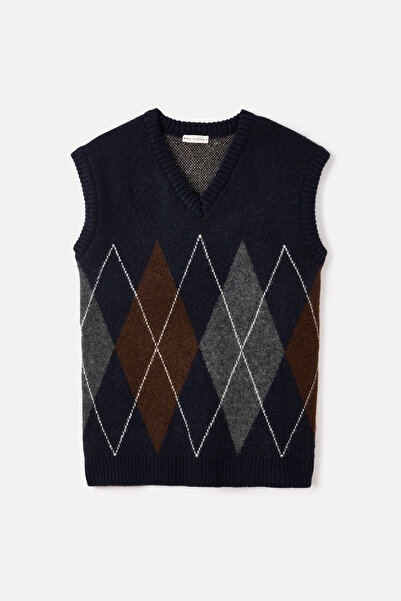 Mudo Jacquard V-Neck Sleeveless Sweater