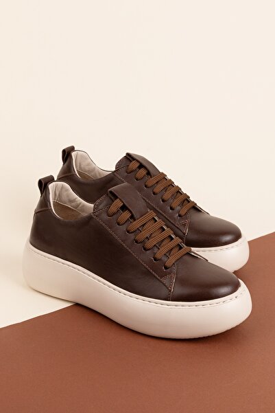 Gondol Спортни обувки от естествена кожа с анатомична подметка Alessandora Brown