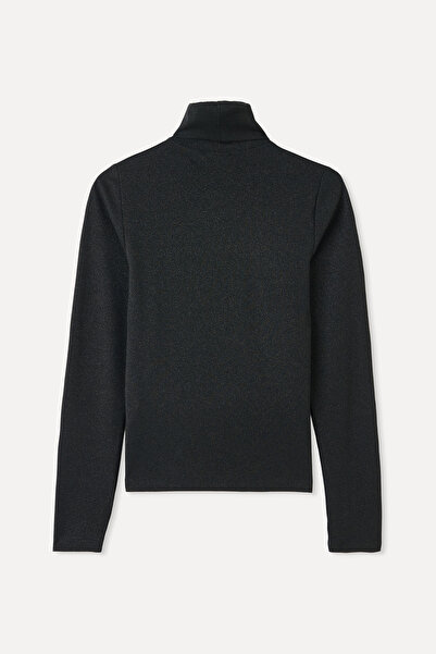 Mudo Stand-Up Collar Fitted Long Sleeve T-Shirt