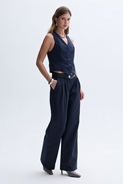 Mudo Fitted Sleeveless Casual Jacket