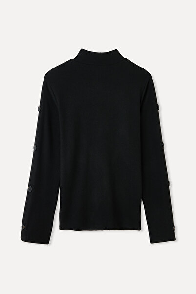 Mudo Stand-Up Collar Button-Detail Sweater