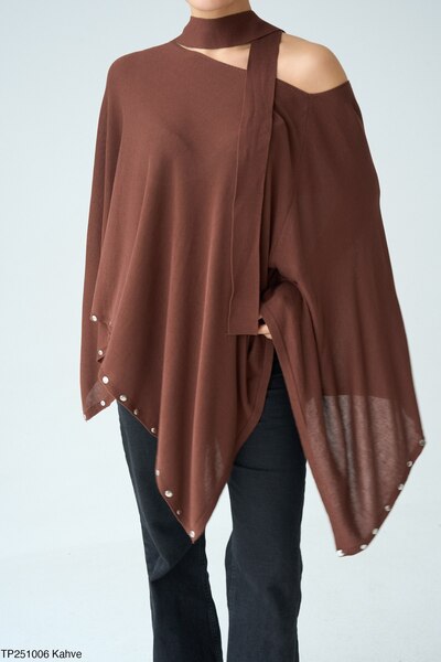 LE CARAMBOLE Γυναικείο καφέ φουλάρι με ανοιχτό ώμο oversized Poncho πουλόβερ