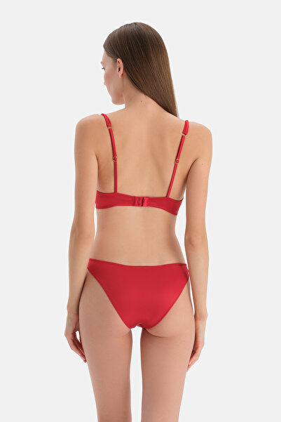 Dagi Sutien cu detaliu din dantela rosie