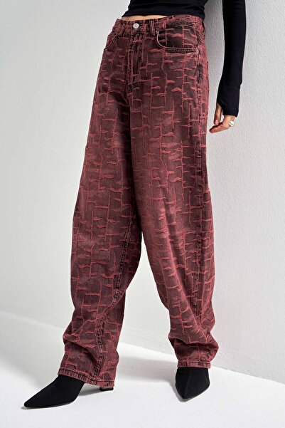 its basic Women's Burgundy 4W5-151 Skater Fit Special Fabric Design Denim Jean