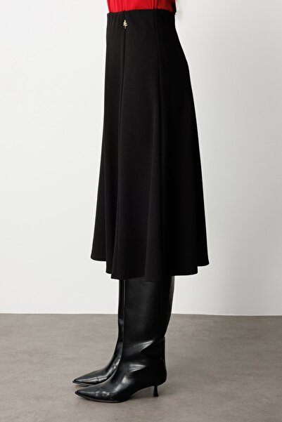 Ekol Brooch Detailed Flared Midi Skirt