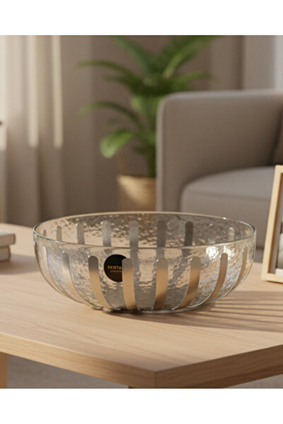 REDTAG وعاء معدني مزخرف باللون الفضي