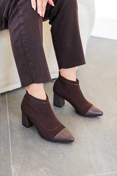 Stilbagshoes Γυναικείες μπότες με τακούνι TİFFANY, δερμάτινες λεπτομέρειες, καφέ