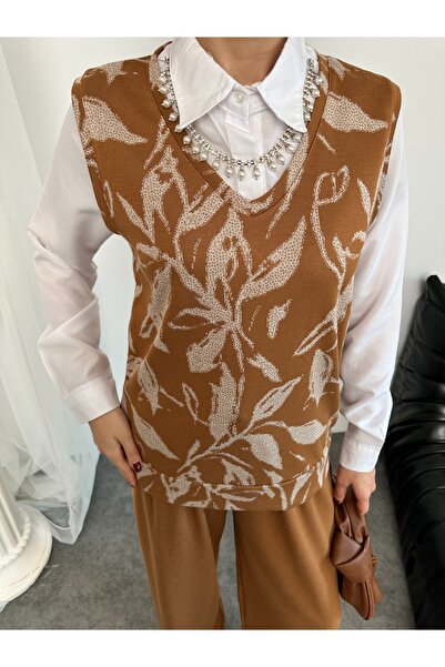 Hatun Atila Pearl Necklace Detailed Sweater and Shirt Three-Piece Set Brown - 5009