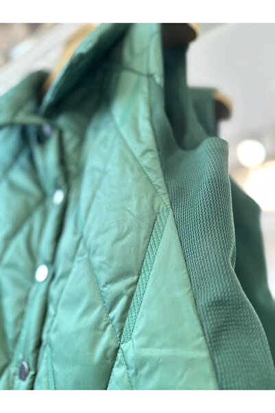 Invee Baklava Patterned Quilted Vest - Emerald Green