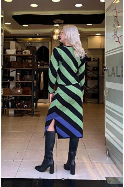 Unique Crew Neck Striped Knitwear