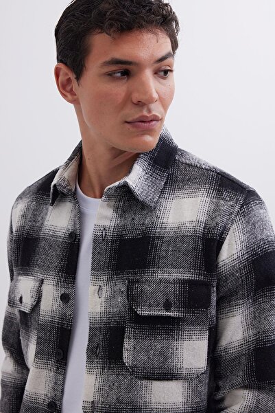 Tudors Men's Slim Fit slim fit double pocket flap sport collar plaid lumberjack shirt