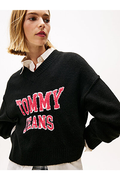 Tommy Hilfiger Varsity Logo V-Neck Jumper with Wool