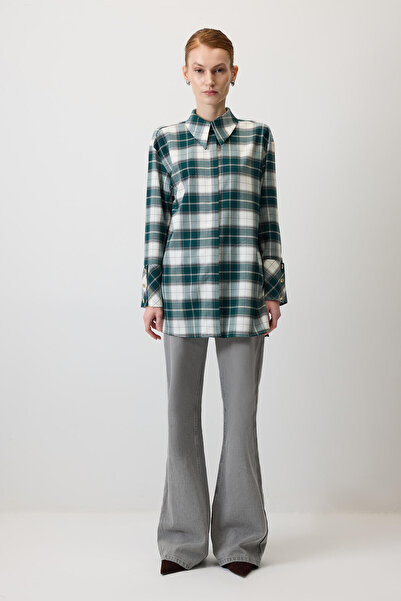 Touché Privé ΚΑΡΟ ΠΟΥΚΑΜΙΣΟ ΜΕ ΦΑΡΟΥΣΤΕΣ ΜΑΝΙΚΕΣ