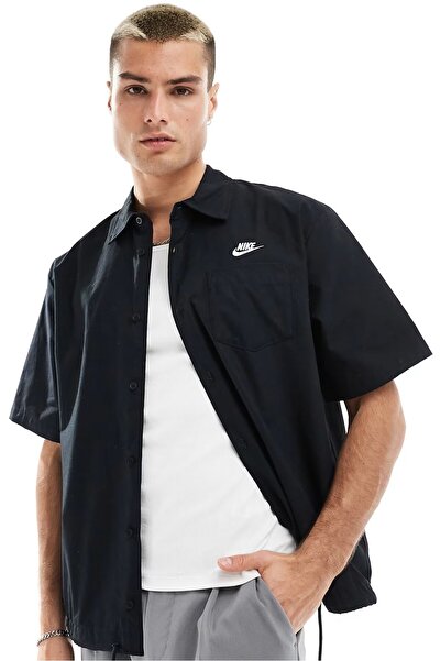 Nike Club Woven Loose Fit Short Sleeve Shirt in Black Men's Loose Fit Woven Short Sleeve Sports Shirt
