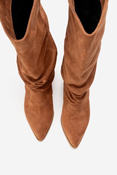 LuviShoes Elaris Tan Suede Bellows Women's Thick Heeled Boots