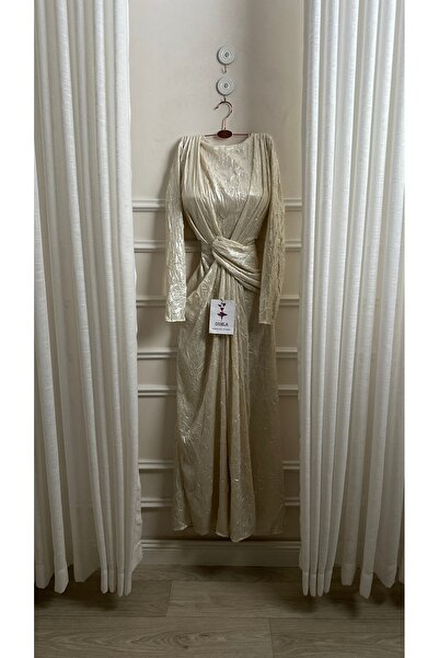 Onila Beige dress with sleeves