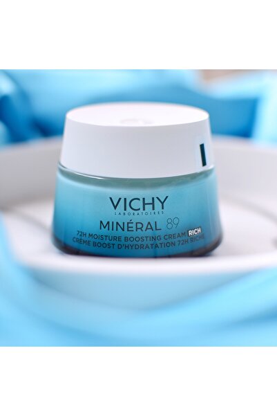 Vichy Minéral 89 Moisture Boosting Cream for Dry Skin