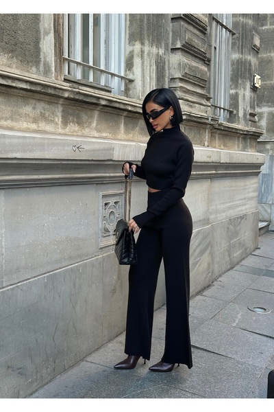 MEECY Half Turtleneck Finger-Through Bottom-Top Knitwear Set