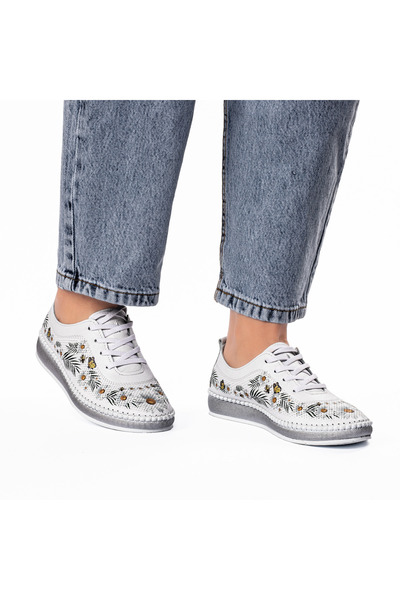 Dincomoditatate Women's casual shoes