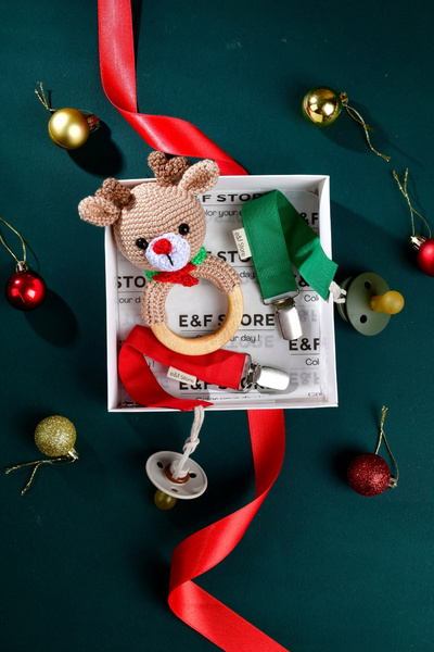 e&f Store Amigurumi Geyik Diş Kaşıyıcı Çıngırak ve Emzik Askısı Yılbaşı Seti