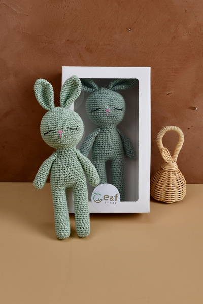e&f Store Amigurumi Oyuncak - Yeşil Tavşan