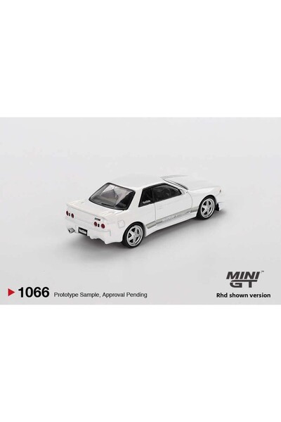 mini gt 1/64 Nissan Skyline Gt-R (R32) Veilside Combat C-I White