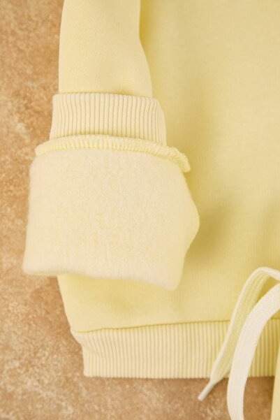 TRENDYOLKIDS Yellow Cotton Plain/Basic Fleece-Lined Knitted Girl's Sweatshirt and Sweatpants Bottom - Top Set Tkdaw26Au00065