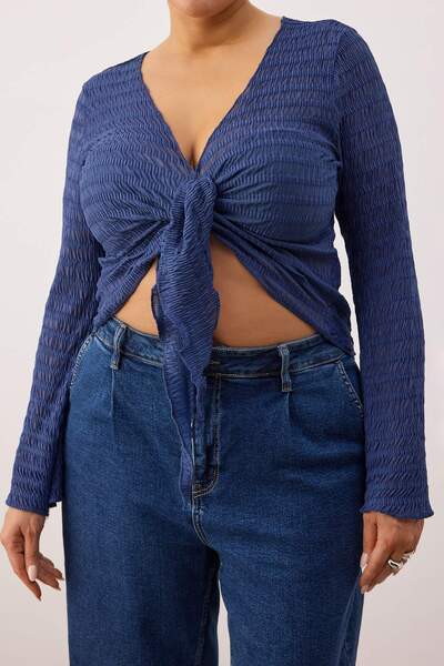 Trendyol Curve Indigo Waffle Textured Fabric Crop Length Knitted Plus Size Blouse Tbbaw26Af00082