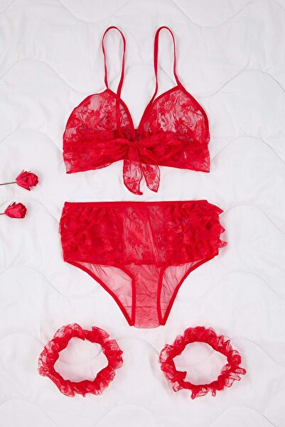 Trendyol Collection Σετ εσώρουχων χωρίς καπάκι με κόκκινο δαντελένιο λουράκι THMAW26CC00031