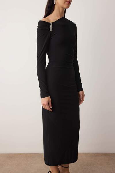 Trendyol Collection Black Accessory Detailed Knitted Maxi Lined Dress Tpraw26El00111