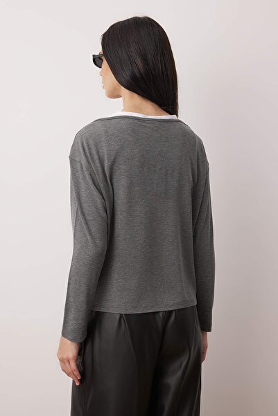 Trendyol Collection Gray Double Layer Regular/Normal Fit Knitted Blouse Twoaw26Bz00332