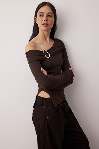 Trendyol Collection Brown Knitted Blouse Twoaw26Bz00121