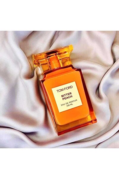 🍑 Tom Ford Bitter Peach Parfüm'ü Keşfedin! Hemen Alın!