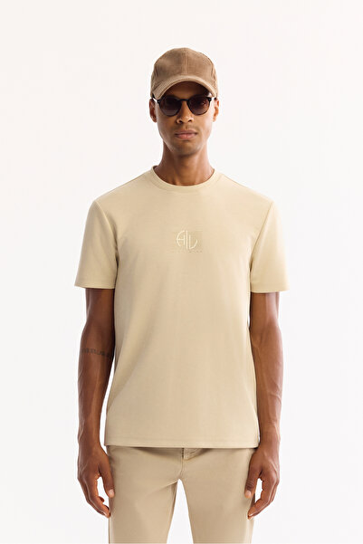 Avva Ανδρικό μπλουζάκι με λαιμόκοψη σε μπεζ χρώμα, με στάμπα από βισκόζη, διπλής ελαστικότητας, κανονική εφαρμογή A52Y1020