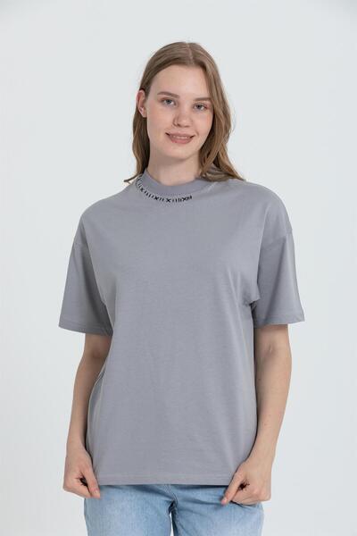 Rocqerx R-5680 Μπλουζάκι Oversize με λεπτομέρεια κεντήματος γιακά