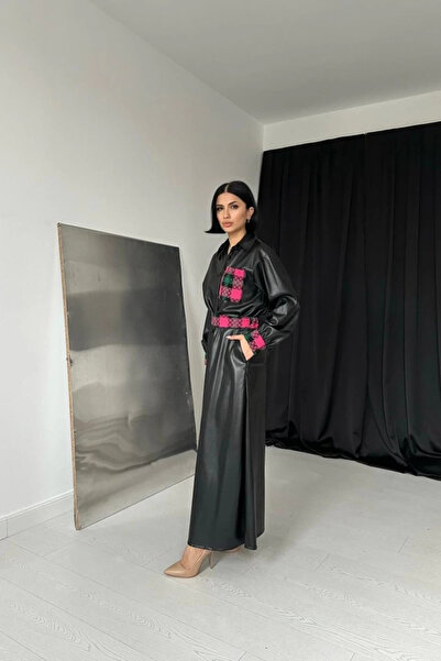 trend_ermege Leather Suit with Black Garnished Skirt