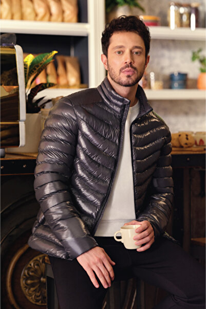 Avva Men's Anthracite Goose down Water Repellent Windproof Shiny Puffer Comfort Fit Jacket E006015