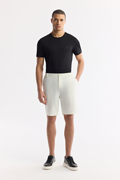 Avva Men's Off-White Elastic Waist Bi-Stretch Technical Fabric Relaxed Fit Shorts A51Y3712
