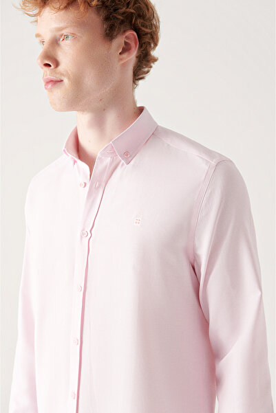 Avva Férfi rózsaszín gombos gallér, könnyen vasalható pamut Oxford ing E 002000