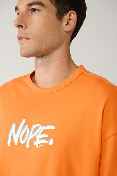 Avva Men's Gray Crew Neck Cotton Special Boxed Pajamas Set E 003310