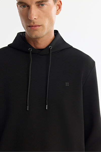 Avva Men's Black Hooded Flexible Soft Texture Interlock Fabric Basic Regular Fit Sweatshirt B001101