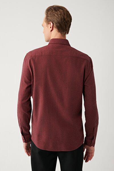 Avva Чоловіча сорочка з бордовим коміром на ґудзиках, 100% бавовна, прямий крій B002033