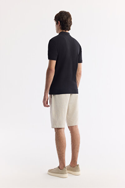 Avva Ανδρικό μπλουζάκι με μαύρο γιακά πόλο, 100% βαμβάκι, βασική κανονική εφαρμογή B001032