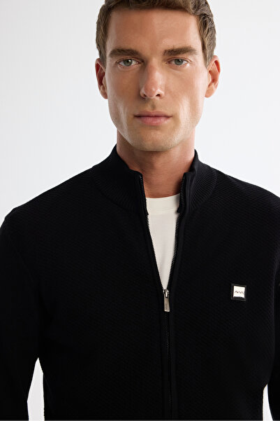 Avva Men's Black Stand Collar Zippered Front Textured Soft Touch Knitwear Regular Fit Cardigan A42Y5143