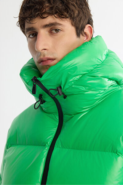 Avva Men's Green Hooded Goose down Water Repellent Windproof -20 ° C Durable Inflatable Coat A42Y6182