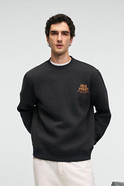 GRIMELANGE Ανδρικό φούτερ IRVING με στρογγυλή λαιμόκοψη και κανονική εφαρμογή στο μπροστινό μέρος, ανθρακί