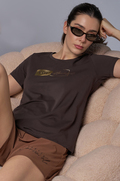 bilcee Γυναικείο καφέ μπλουζάκι με στάμπα και πέτρα μπροστά 4069