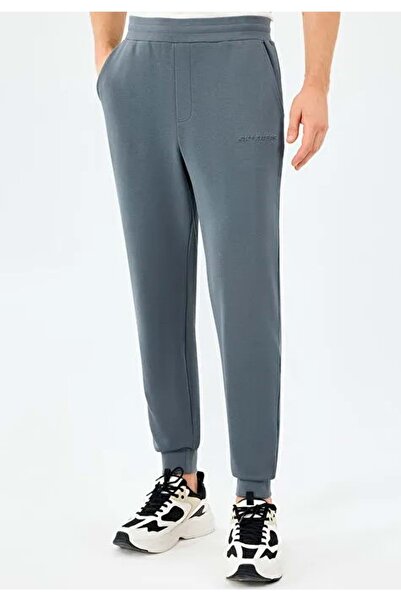 SKECHERS بنطلون رياضي رجالي M Essential S2610006 باللون الرمادي