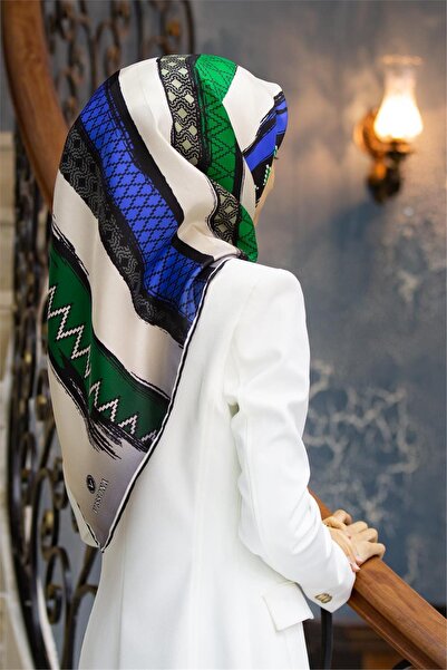 Vissona 100% mătase twill cu motive și model în dungi verde smarald - S albastru cobalt eșarfă colorată 90x90 Forma de cusut: manual